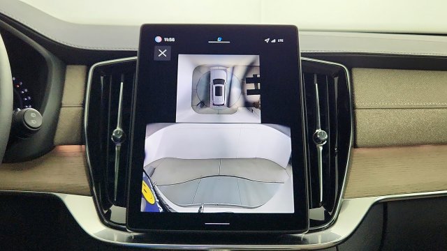 Used 2026 Volvo XC90 B6 Plus w/ Protection Package Premier AWD/4WD image 19