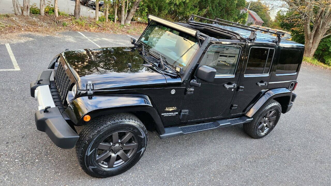 Used 2015 Jeep Wrangler Unlimited Sahara AWD/4WD image 7