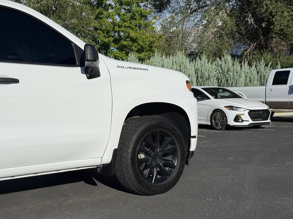Used 2022 Chevrolet Silverado 1500 Custom w/ Safety Confidence Package AWD/4WD image 6