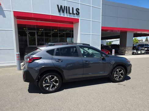 Used 2024 Subaru Crosstrek 2.0i Premium AWD/4WD image 5