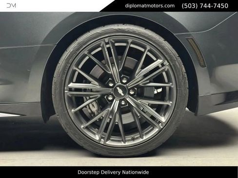Used 2018 Chevrolet Camaro ZL1 RWD image 38