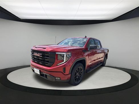 Used 2023 GMC Sierra 1500 Elevation AWD/4WD image 1
