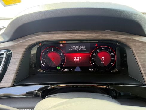 Certified 2025 Volkswagen Atlas SEL image 11