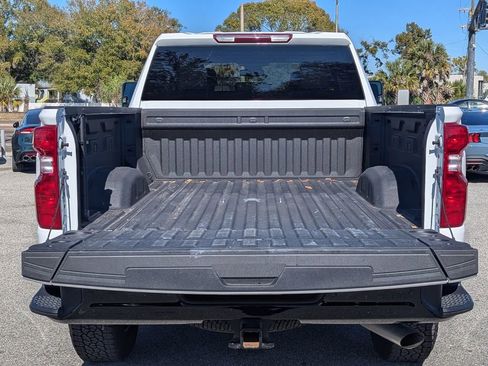 Certified 2025 Chevrolet Silverado 2500 Custom w/ Custom Value Package image 8