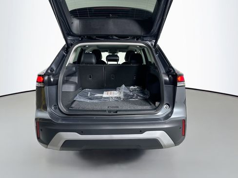 New 2026 Volkswagen Tiguan SE image 25