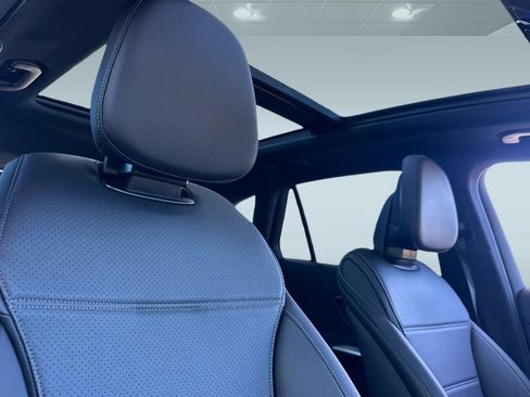 Used 2026 Mercedes-Benz GLC 300 4MATIC image 26