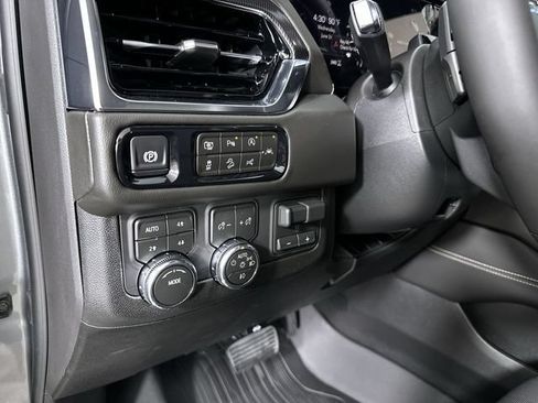 New 2026 GMC Yukon Elevation w/ Elevation Premium Package AWD/4WD image 19