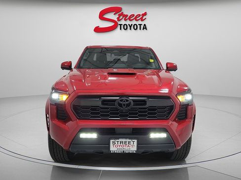Certified 2024 Toyota Tacoma TRD Sport w/ TRD Sport Premium Package AWD/4WD image 6