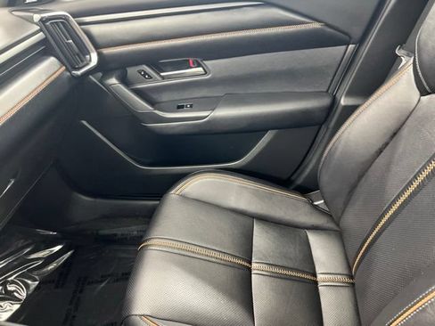 Used 2025 MAZDA CX-50 AWD 2.5 S w/ Premium Plus Pkg image 16