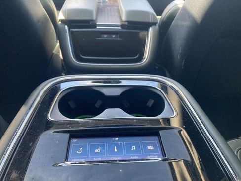 Used 2024 Lincoln Navigator Black Label image 32