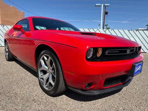 Used 2015 Dodge Challenger SXT Plus RWD image 7