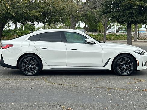 Used 2025 BMW i4 eDrive40 w/ Premium Package image 3