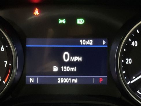 Used 2023 Buick Encore GX Select w/ Sport Touring Package image 12