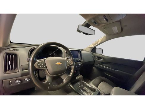 Used 2021 Chevrolet Colorado Z71 AWD/4WD image 11