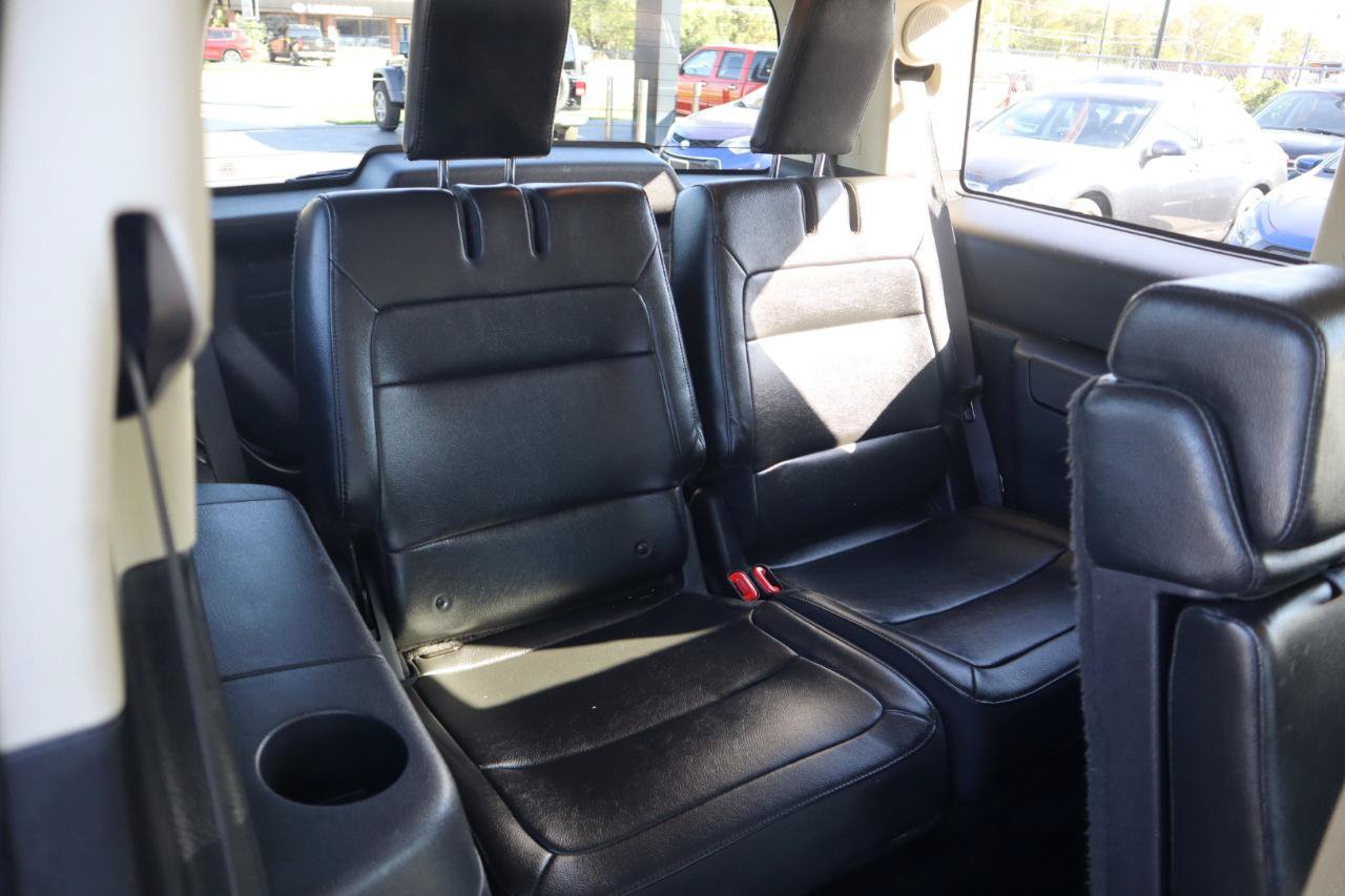 Used 2014 Ford Flex Limited FWD image 15