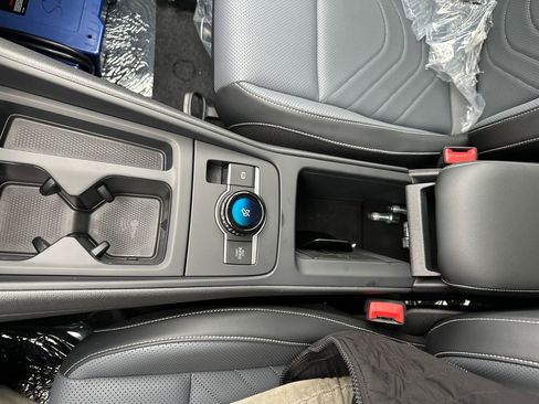 New 2026 Volkswagen Tiguan SE image 12