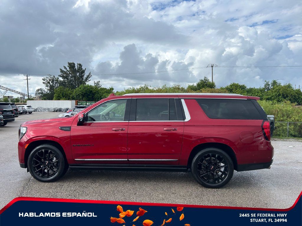 Used 2024 GMC Yukon XL Denali w/ Denali Reserve Package AWD/4WD image 4