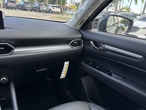 New 2025 MAZDA CX-5 AWD 2.5 S w/ Preferred Package image 16