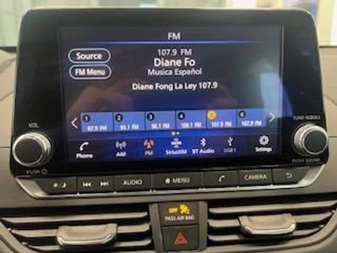 Used 2019 Nissan Altima 2.5 SV image 19