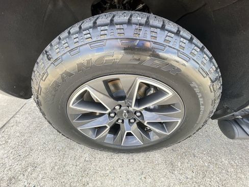 Certified 2022 Chevrolet Tahoe Z71 AWD/4WD image 34