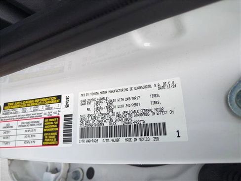 Used 2024 Toyota Tacoma SR image 23