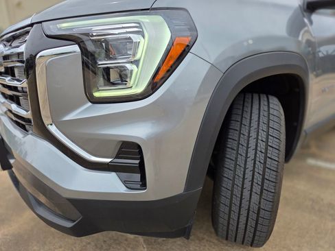 Used 2025 GMC Terrain Elevation FWD image 30
