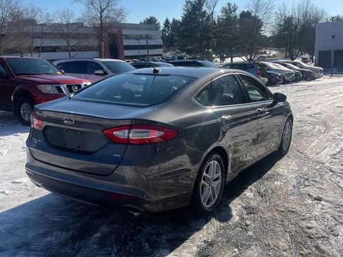 Used 2016 Ford Fusion SE image 13