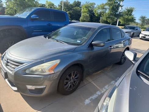 Used 2015 Nissan Altima 2.5 S w/ Special Edition Package FWD image 16