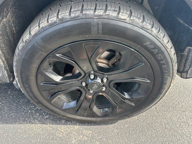 Used 2019 Ford Explorer Sport w/ Equipment Group 401A AWD/4WD image 37