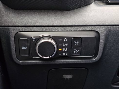 Used 2024 Ford Mustang Convertible RWD image 30