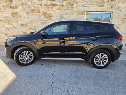 Used 2017 Hyundai Tucson SE Plus w/ Cargo Package image 1