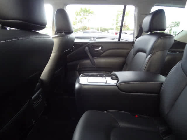 Used 2022 INFINITI QX80 Luxe w/ Cargo Package AWD/4WD image 9