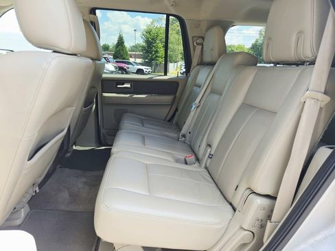 Used 2014 Ford Expedition XLT w/ Leather Seating Package AWD/4WD image 12
