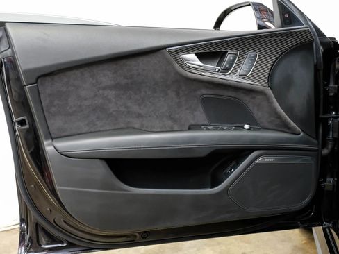 Used 2016 Audi RS 7 Prestige image 36