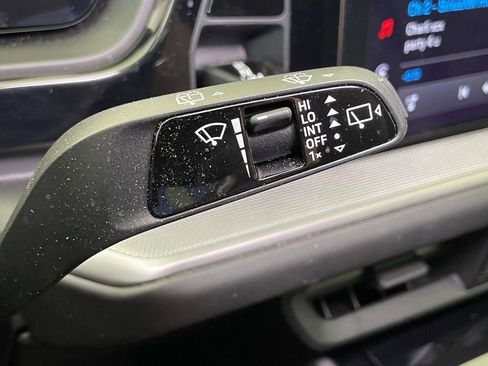 Used 2024 Porsche Cayenne image 39