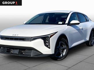 Used 2025 Kia K4 FWD video 1