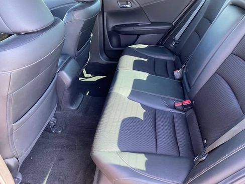 Used 2016 Honda Accord Sport image 14