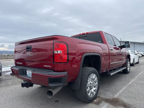 Used 2019 GMC Sierra 2500 Denali w/ Duramax Plus Package image 6