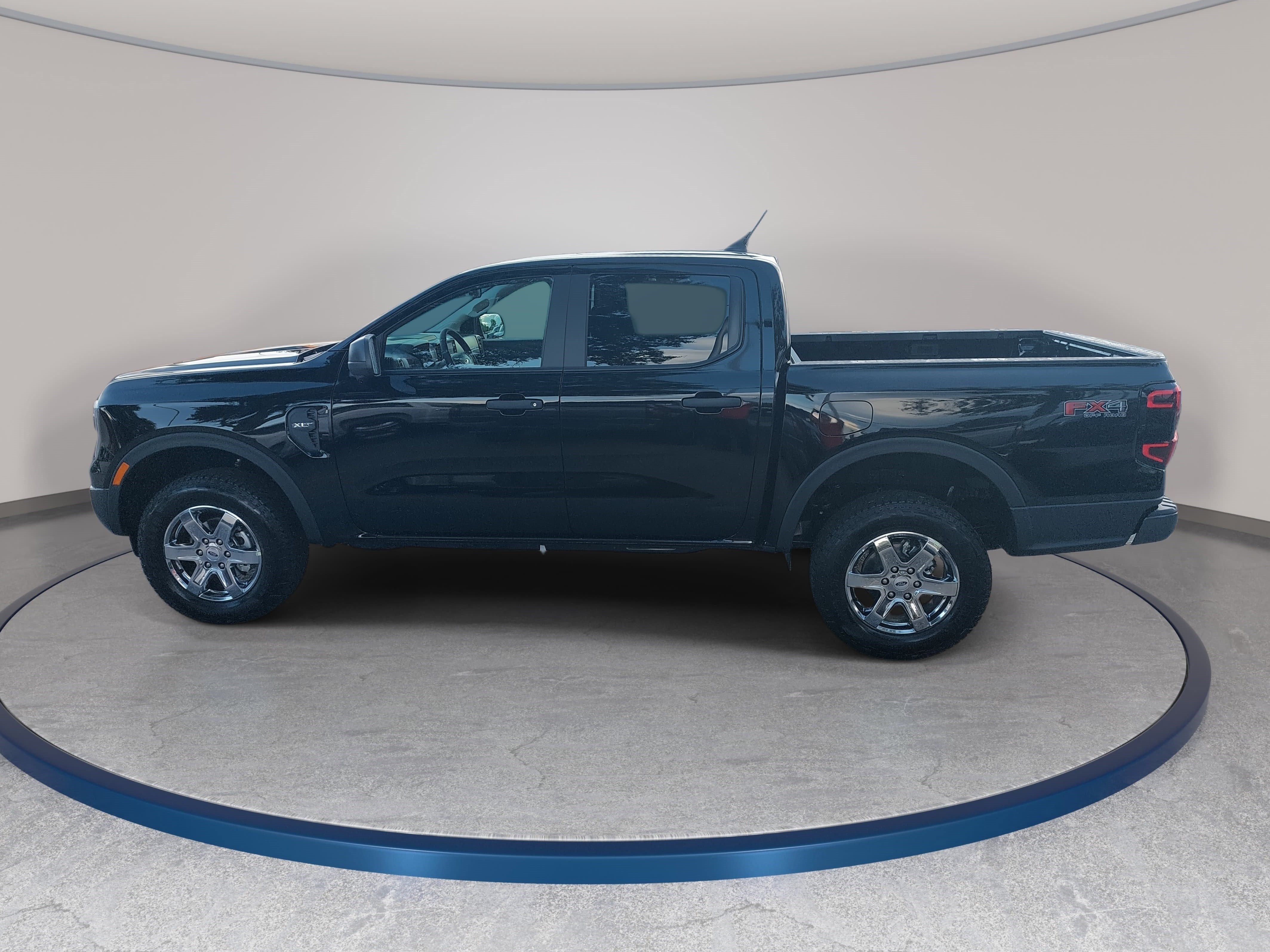 New 2026 Ford Ranger XLT w/ Equipment Group 301A High AWD/4WD image 8