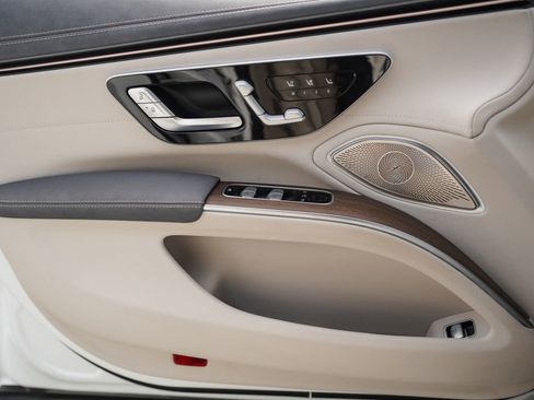 Used 2023 Mercedes-Benz EQS 450+ Sedan image 34