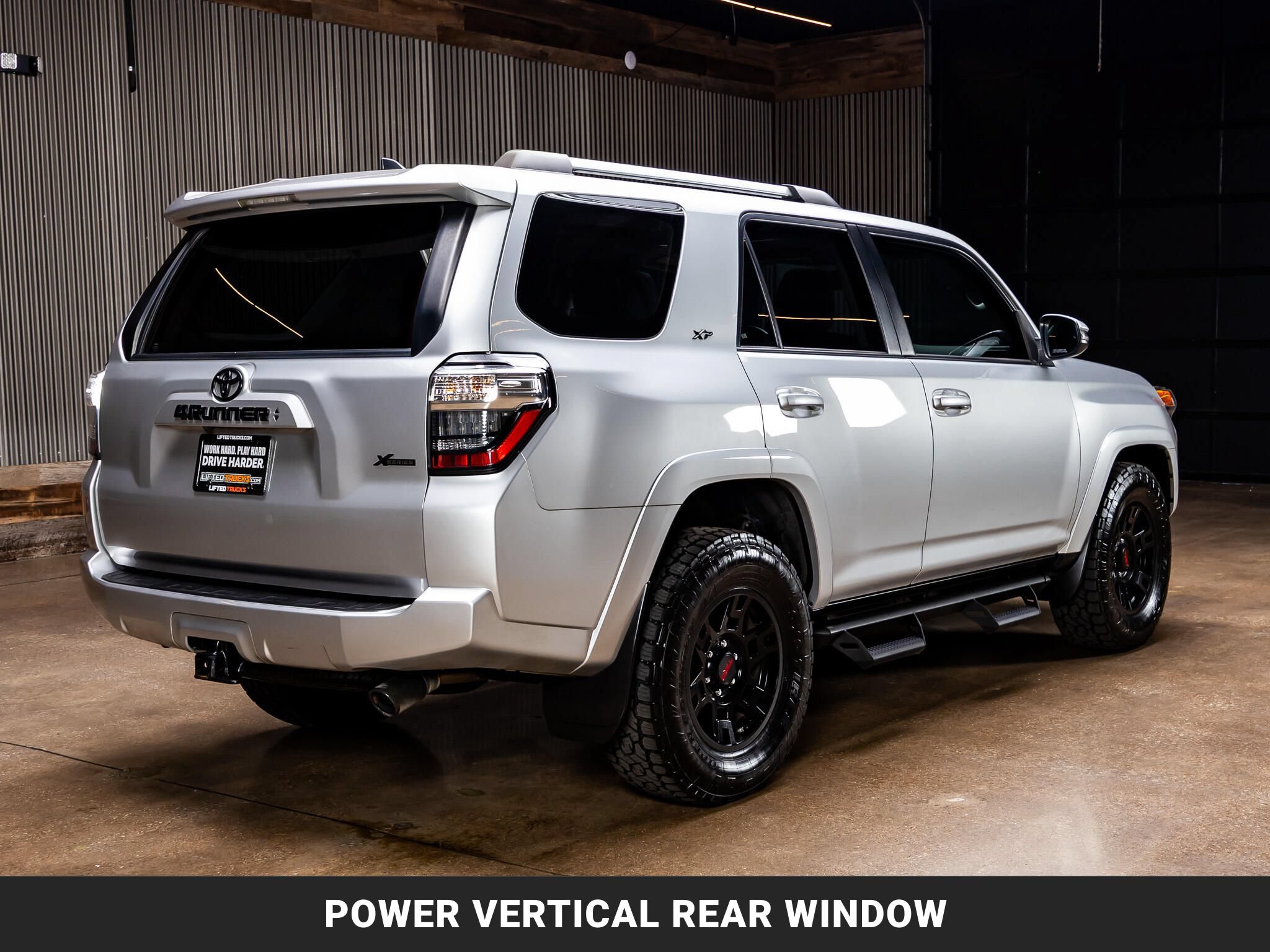Used 2022 Toyota 4Runner SR5 Premium w/ Moonroof Package RWD image 8