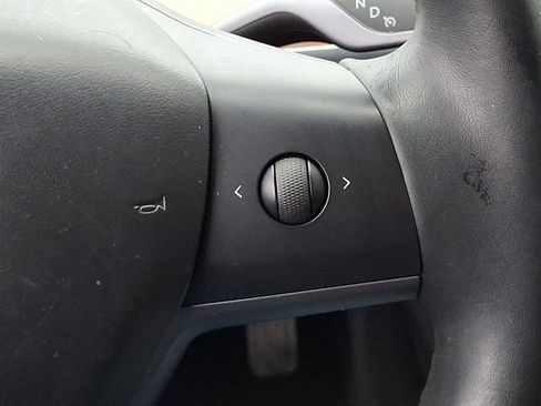 Used 2018 Tesla Model 3 Long Range image 30