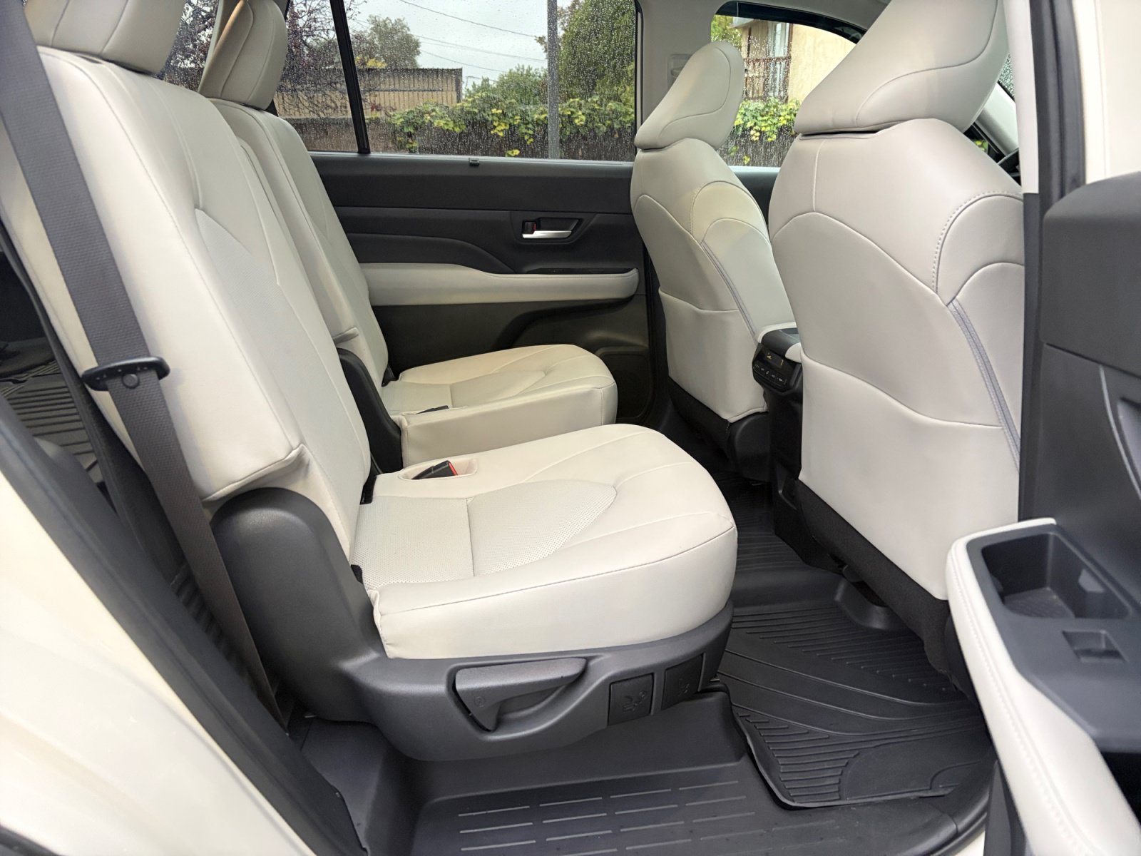 Used 2024 Toyota Grand Highlander FWD image 26