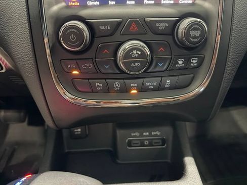 Used 2019 Dodge Durango GT AWD/4WD image 19