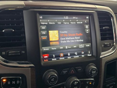 Used 2018 RAM 1500 Laramie w/ Convenience Group image 30