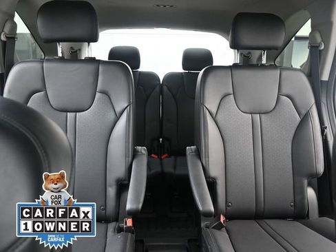 Used 2023 Kia Sorento SX image 19