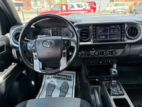 Used 2020 Toyota Tacoma TRD Sport AWD/4WD image 20