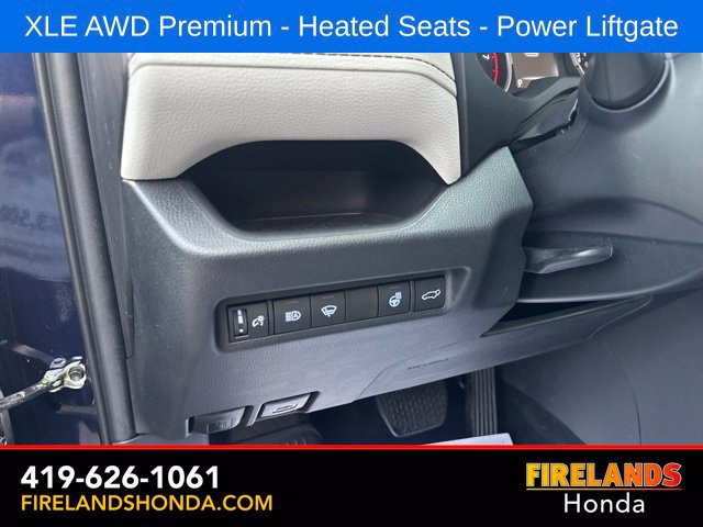 Used 2022 Toyota RAV4 XLE Premium AWD/4WD image 17