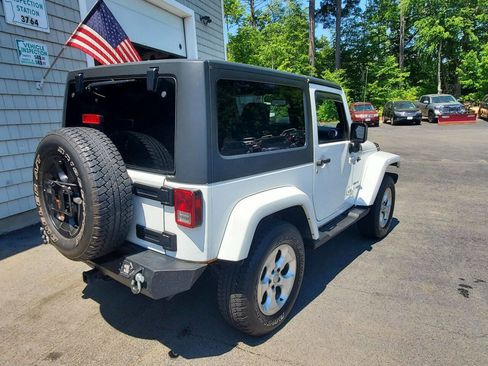 Used 2014 Jeep Wrangler Sahara w/ Connectivity Group image 8
