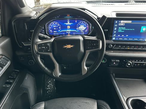 Certified 2024 Chevrolet Silverado 3500 LTZ w/ LTZ Premium Package image 15